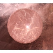 QUARTZ ROSE BOULE étoilée 505 gr