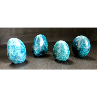 APATITE BLEUE FORME LIBRE Lot de 4 pièces
