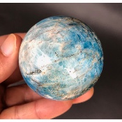 APATITE BLEUE BOULE 282 gr