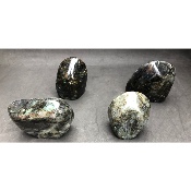 LABRADORITE FORME LIBRE 3110 g