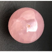 QUARTZ ROSE BOULE étoilée 815 gr