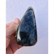 LABRADORITE DORÉE  FORME LIBRE ENTIÈREMENT POLIE 665 gr