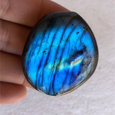 LABRADORITE GALET BLEU 49g