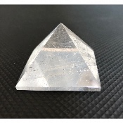 QUARTZ CRISTAL PYRAMIDE 47 gr