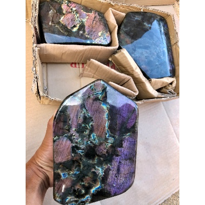 LABRADORITE Forme Libre Multicolore-Violet 11,21Kg