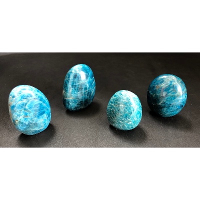 APATITE BLEUE FORME LIBRE Lot de 4 pièces