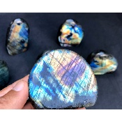 LABRADORITE FORME LIBRE Entièrement POLIE Lot de 2,44 Kg