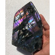 LABRADORITE ARC-EN-CIEL FORME LIBRE ENTIÈREMENT POLIE 1380 gr