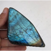 LABRADORITE aa BLEUE FORME LIBRE ENTIÈREMENT POLIE 290 gr