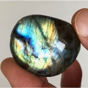 LABRADORITE GALET MULTICOLORE 27 gr