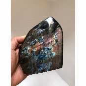 LABRADORITE MULTICOLORE  FORME LIBRE ENTIÈREMENT  POLIE 1350 gr