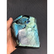 LABRADORITE BLEUE  FORME LIBRE ENTIÈREMENT POLIE 1090 gr