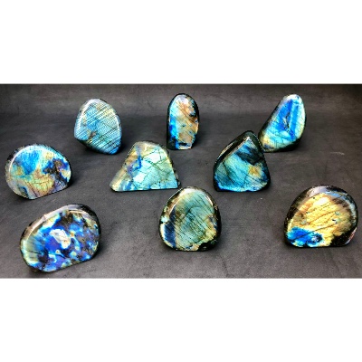 LABRADORITE Forme Libre Polie Lot de 2,37 Kg