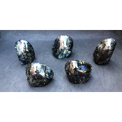 LABRADORITE FORME LIBRE Entièrement POLIE Lot de 2990g