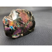 LABRADORITE VIOLETTE MULTICOLORE UNE FACE POLIE 510 gr