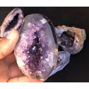 AMÉTHYSTE-AGATE GÉODE semi-travaillée Lot de 1500g