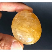 QUARTZ HÉMATOÏDE JAUNE  GALET 69 gr