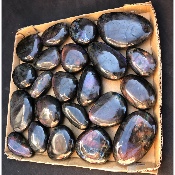 LABRADORITE Multicolore-violet GALET Carton de 22 pièces