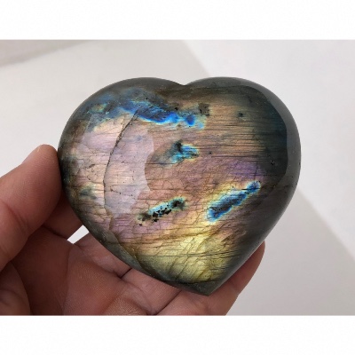 LABRADORITE MULTICOLORE COEUR 350 gr