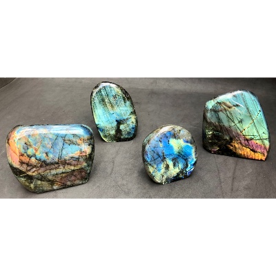 LABRADORITE FORME LIBRE 3110 g