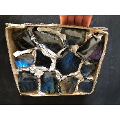 LABRADORITE UNE FACE POLIE Carton de 12 pièces