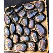 LABRADORITE Multicolore-violet GALET Carton de 23 pièces