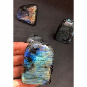 LABRADORITE FORME LIBRE Entièrement POLIE Lot de 1790g