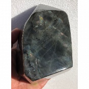 LABRADORITE ARC-EN-CIEL FORME LIBRE ENTIÈREMENT POLIE 1380 gr