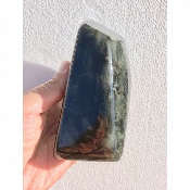 LABRADORITE MULTICOLORE  FORME LIBRE ENTIÈREMENT POLIE 1070gr