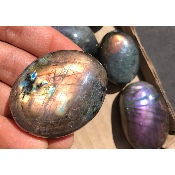 LABRADORITE multicolore-violet GALET Lot de 13 pièces
