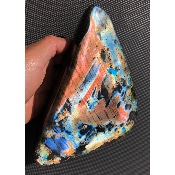 LABRADORITE MULTICOLORE  FORME LIBRE ENTIÈREMENT POLIE 2080 gr