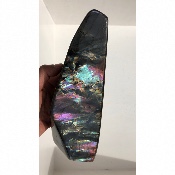 LABRADORITE MULTICOLORE  FORME LIBRE ENTIÈREMENT POLIE 2250 gr