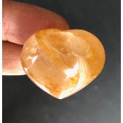 QUARTZ HÉMATOÏDE JAUNE  COEUR 23 gr