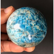 APATITE BLEUE BOULE 282 gr