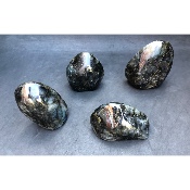 LABRADORITE FORME LIBRE 2430 g