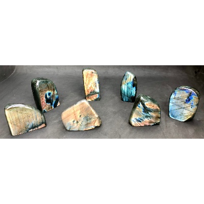 LABRADORITE FORME LIBRE POLIE Lot de 2,41Kg