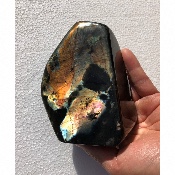 LABRADORITE MULTICOLORE  FORME LIBRE ENTIÈREMENT POLIE 1070gr