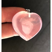 QUARTZ ROSE  COEUR PENDENTIF