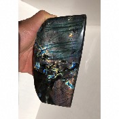 LABRADORITE BLEU-VIOLET  FORME LIBRE ENTIÈREMENT POLIE 1400 gr