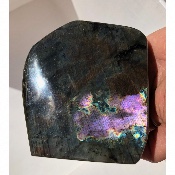 LABRADORITE AAA MULTICOLORE FORME LIBRE ENTIÈREMENT POLIE 1130 gr