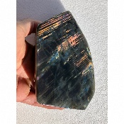 LABRADORITE ARC-EN-CIEL FORME LIBRE ENTIÈREMENT POLIE 1380 gr