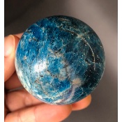 APATITE BLEUE BOULE 282 gr