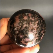 RHODONITE BOULE 285 gr