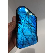 LABRADORITE bleue ENTIÈREMENT POLIE 720g