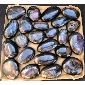 LABRADORITE Multicolore-violet GALET Carton de 23 pièces