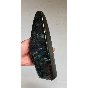 LABRADORITE MULTICOLORE  FORME LIBRE ENTIÈREMENT POLIE 2250 gr