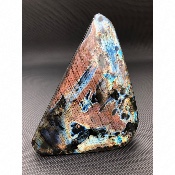 LABRADORITE MULTICOLORE  FORME LIBRE ENTIÈREMENT POLIE 2080 gr