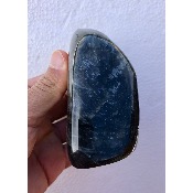 LABRADORITE DORÉE  FORME LIBRE ENTIÈREMENT POLIE 665 gr