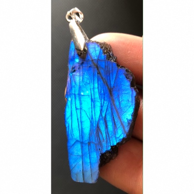 LABRADORITE "design blue" PENDENTIF 15,5 gr