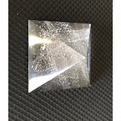 QUARTZ CRISTAL PYRAMIDE 47 gr